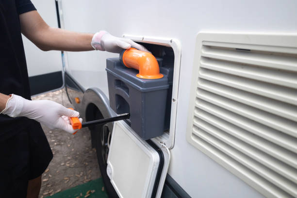 Best Sanitation services for porta potties  in Mapleton, ND